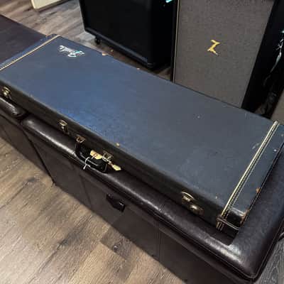 Fender Vintage Fender Hardshell Case Tail Logo 1967-1971 Black image 3
