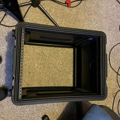 gator g-pro 8u road flight rack case image 5