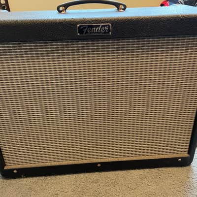 Fender Hot Rod Deluxe 3-Channel 40-Watt 1x12" with Celestion Creamback image 1
