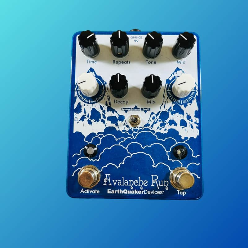 EarthQuaker Devices Avalanche Run Stereo Reverb & Delay with Tap Tempo