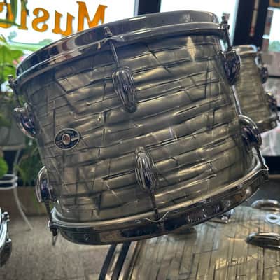 1970's Slingerland 4 Piece Kit - Light Blue Pearl, Drum Set image 3