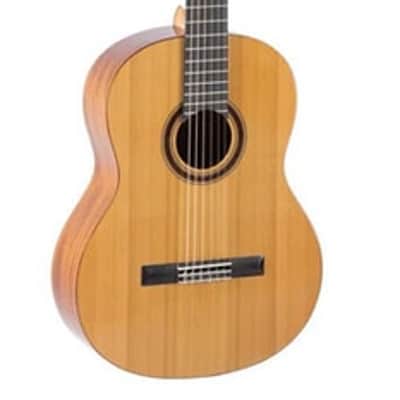 Admira Granada 3/4 Classical Guitar – Solid Cedar Top, Mahogany Back & Sides – Student Series image 5