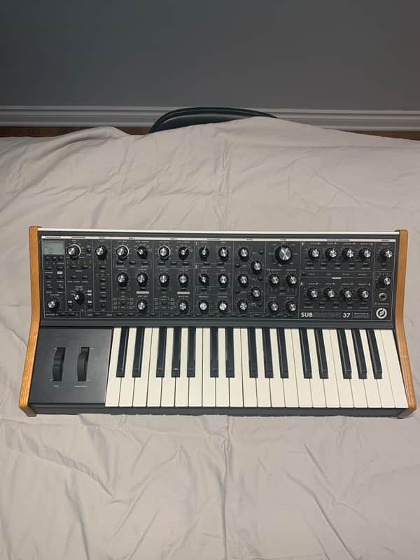 Moog Subsequent 37 image 1