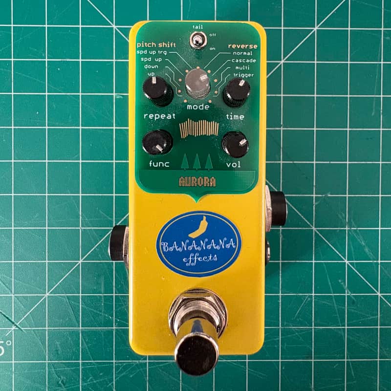 Bananana Effects Aurora Pitch Shifted Delay 2017 - 2018 - Yellow