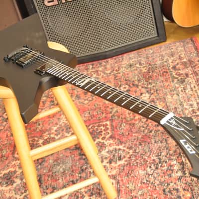 ESP LTD Snakebyte BLKS Black Satin / James Hetfield (Metallica) Signature / Made in Korea / Explorer Type / W25061106 image 3
