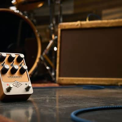 Universal Audio UAFX Woodrow '55 Instrument Amplifier image 3