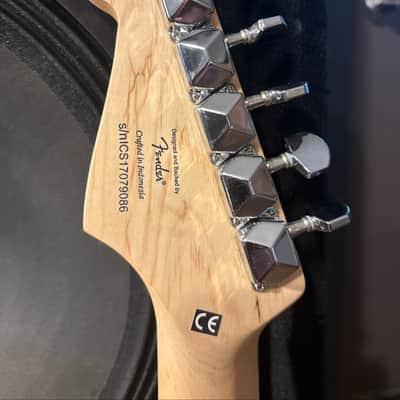 Fender Standard Stratocaster 2025 - Present - Olympic White Bild 3