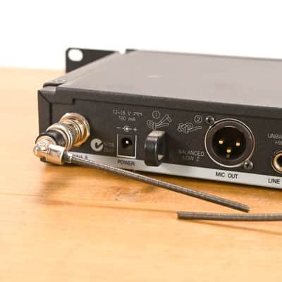 Shure SLX4 Wireless Receiver - H5 Band: 518-542 MHz (NO POWER SUPPLY) CG01YDP image 7
