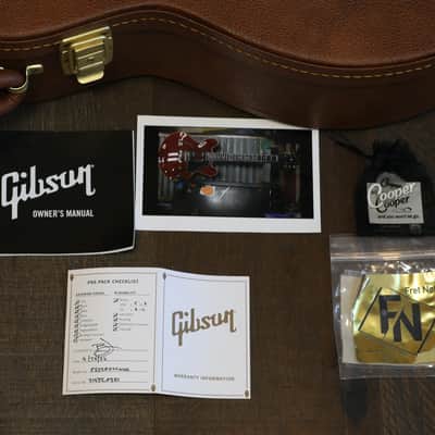Minty! 2022 Gibson ES-335 Semi-Hollow Electric Guitar Cherry Gloss + OHSC image 2