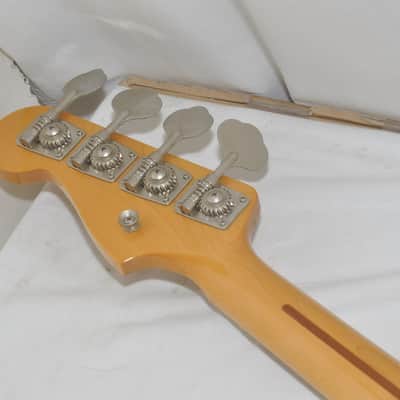 FENDER JAPAN Precision Bass Electric Guitar Ref. No 7627 image 12