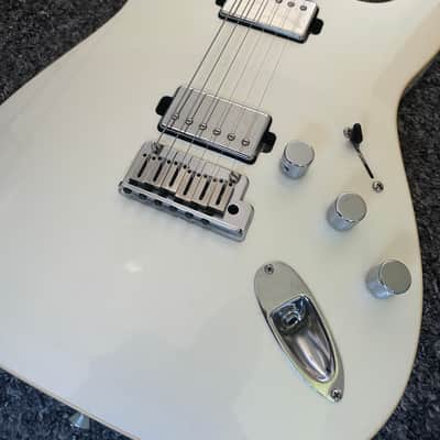 Fender MIJ Modern Stratocaster HH image 4