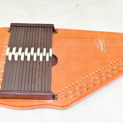 Oscar Schmidt 15-Chord Autoharp w/ Case & Book image 3