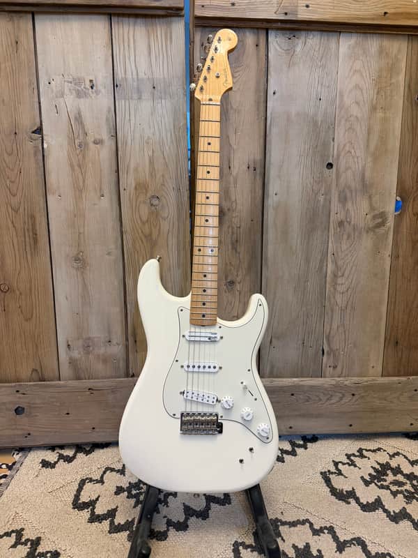 Fender Ed O'Brien Artist Series Signature EOB Stratocaster 2018 - 2025 - Olympic White image 1