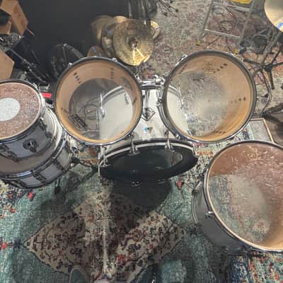 Ludwig Late 1970s Classic Maple Drum Set 22", 16", 13", 12", 10", White Cortex image 13