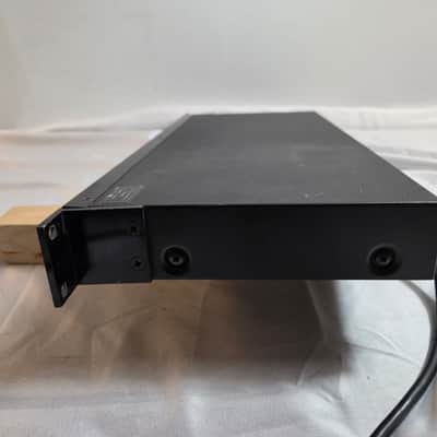 Samson CR-2 Concert TD Series DBX Noise Reduction VHF-FM Ch 8 Receiver image 7