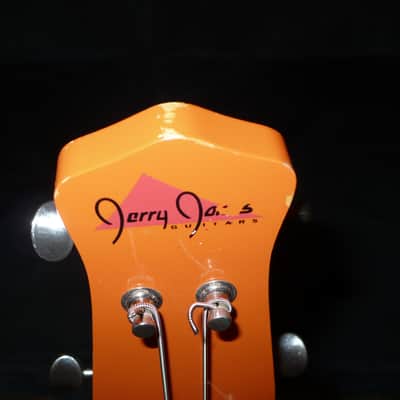 Jerry Jones Shorthorn Bass 4 String Orange image 4