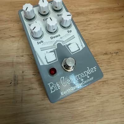 EarthQuaker Devices Bit Commander Analog Octave Synth V2 2017 - Present - Various image 1