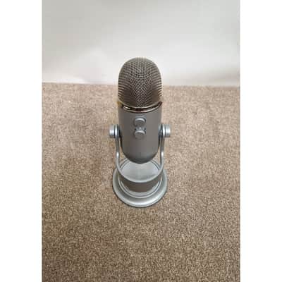 Blue Yeti - USB Microphone - Silver - Excellent image 2