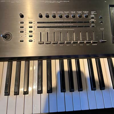 Korg Kronos 88 2010s - Black image 3