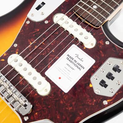 [NEW] Fender Made in Japan Traditional 60s Jaguar Rosewood Fingerboard 3-Color Sunburst image 5