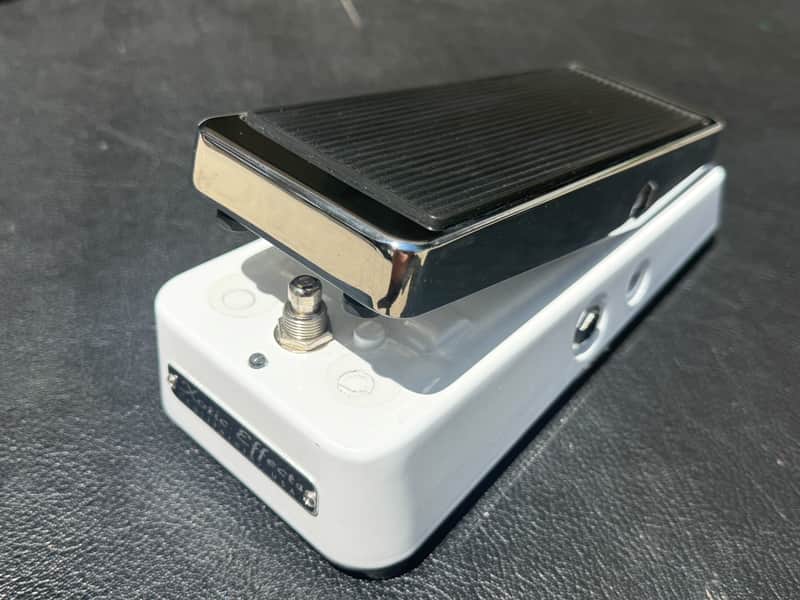Xotic XW-1