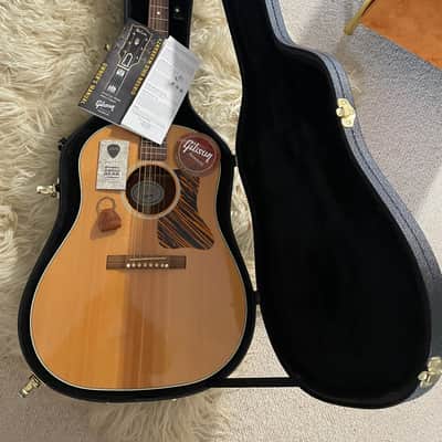 Gibson USA J35 electro acoustic 2017 - Natural, immaculate condition, never used ! image 11