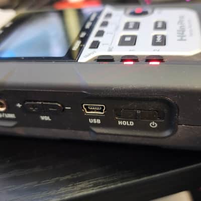 Zoom H4n PRO Handy Digital Multitrack Recorder 2010s - Silver / Black image 4