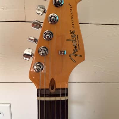 Fender American Professional II Stratocaster with Rosewood Fretboard 2020 - Present - 3-Color Sunburst image 10