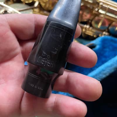 Yamaha YAS-61 Alto Saxophone image 6