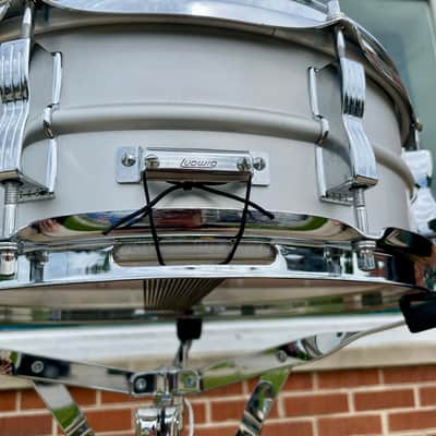 1970s Ludwig 5x14 Acrolite No. 404 Snare Drum image 9