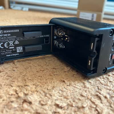 Sennheiser SKP 500 G4 Plug-On Wireless Transmitter (Freq.Range: Bw 626-698 MHz) image 2
