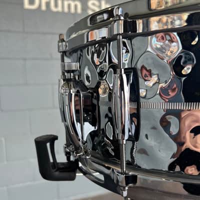 Gretsch USA Custom 6.5x14" Hammered Chrome Over Brass Snare Drum image 5