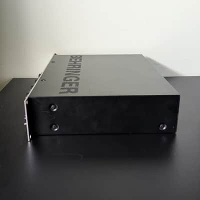 Behringer T1953 Tube Ultragain Preamp Studio Rack Unit Bild 7