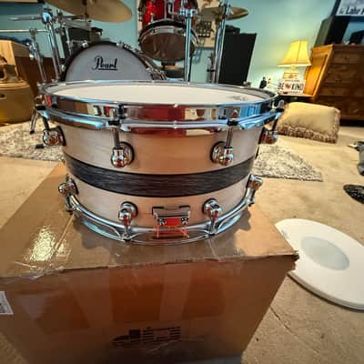 Pearl Music City Custom Craftsman Select Solid Maple Snare Drum - 6.5 inches x 14 inches  Natural with Bourbon Barrel In image 6
