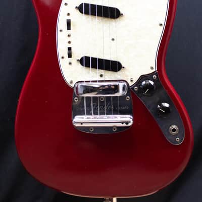 1966 Fender Mustang Guitar with Rosewood Fretboard - Dakota Red image 6