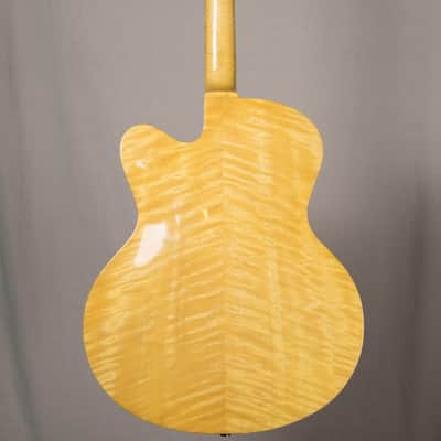 Yunzhi - Carved Oval Hole Archtop in Blonde / Natural w/ K&K Pure Archtop Pickup image 6