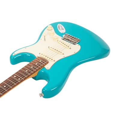 2022 Fender American Professional II Stratocaster Miami Blue, US2103XXXX image 2