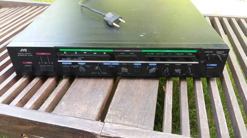 JVC JX-W9 Special Effects Generator 80-90 - black | Reverb