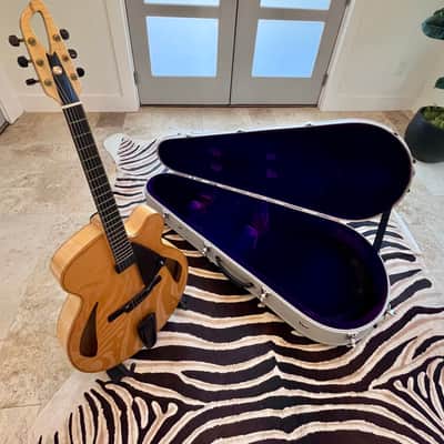 Josep Melo JM3 Deluxe CustomArchtop 2001 - European Spruce (top) European Maple image 23