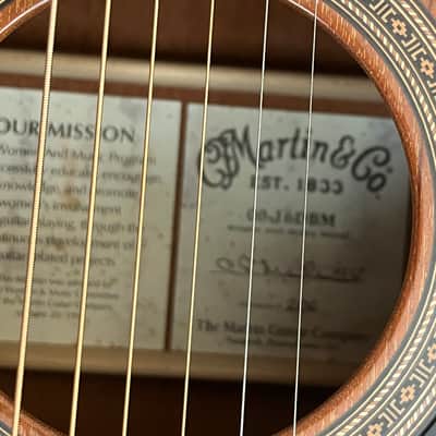 2000 Martin Limited Edition 00-16DBM Deep Body image 9