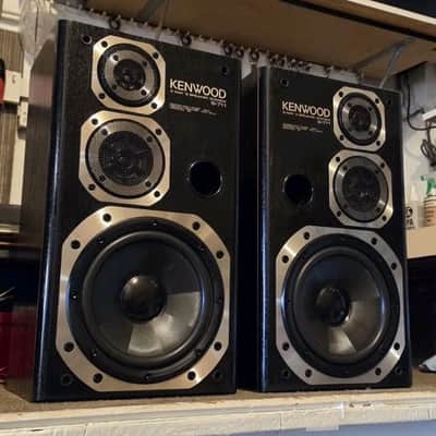 KENWOOD 3 WAY BASS REFLEX /BLACK/8 OHM/MADE IN JAPAN image 2