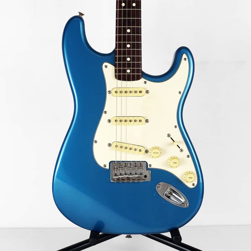 1992 Fender Stratocaster Made In Mexico MIM Lake Placid Blue with