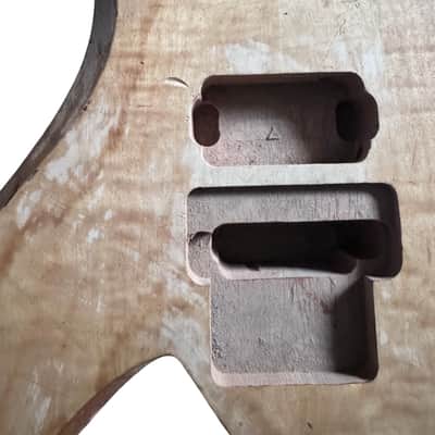Mahogany Wood BICH Style Guitar Body with Veneer Tiger Maple Top image 3