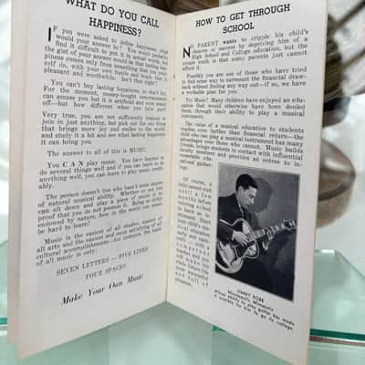 1930’s Gibson “What do you want to do?” Booklet Rare brochure Catalog Collector case Candy vintage pre war Roy Smeck Gene Autry Script image 3