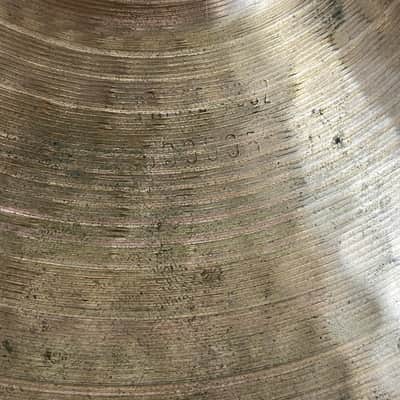 Paiste 14" 2002 Heavy Hi-Hat Cymbals (Pair) - Traditional - TOP HI HAT HAS SMALL CRACKS image 10