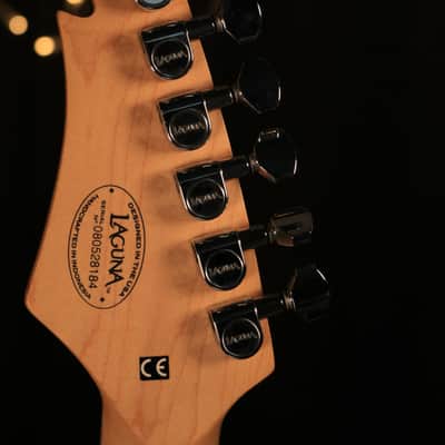 Laguna LE 122  Black HH 2008 Dual humbucker basswood , Rosewood fretboard,  Maple neck image 12