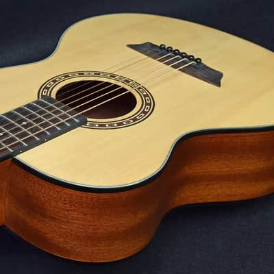 Washburn AGM5K Apprentice Series 7/8 Size G-Mini Spruce Top Mahogany Neck 6-String Acoustic Guitar w/Gig Bag image 5