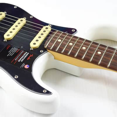Fender American Performer Stratocaster with Rosewood Fretboard - Arctic White image 5
