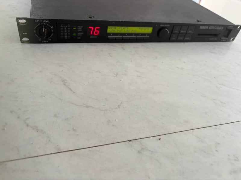 Yamaha SPX990 Professional Multi-Effect Processor | Reverb