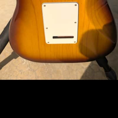 Fender 75th Anniversary Commemorative Stratocaster 2021 - 2-Color Bourbon Burst image 4